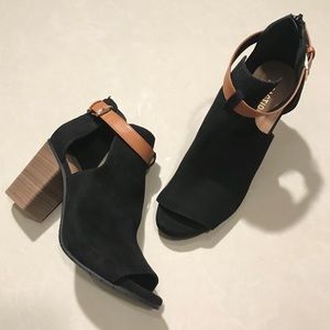Kenneth Cole Reaction Hit Hooded Open Toe Booties